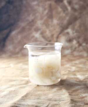 美しい黒酵母発酵液の繊維